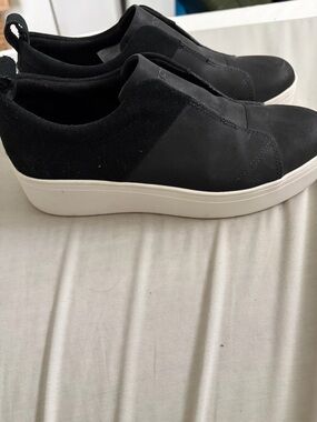 TOMS Black Slip-On Platform Sneakers with White Sole